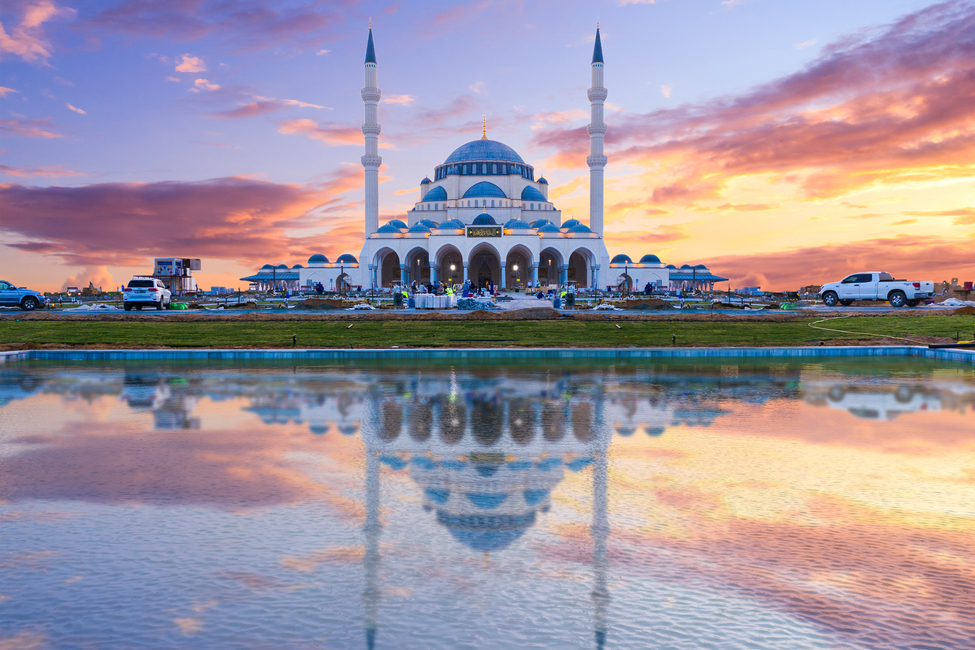 Ottoman Inspired Sharjah Mosque By Ati Designed To Accommodate